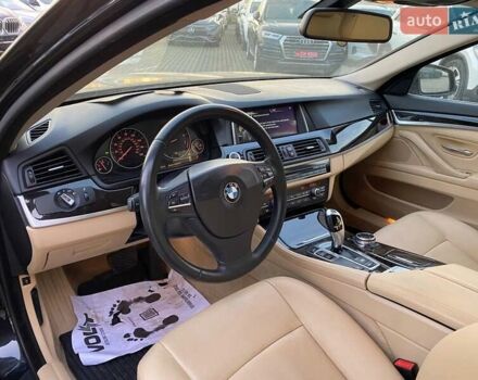 Чорний БМВ 5 Серія, об'ємом двигуна 3 л та пробігом 208 тис. км за 15600 $, фото 10 на Automoto.ua