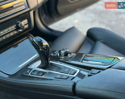 БМВ 5 Серия 2013 в Днепре (Днепропетровске) на Automoto.ua Черный БМВ 5 Серия, объемом двигателя 4.4 л и пробегом 115 тыс. км за 17999 $, фото 14 на Automoto.ua