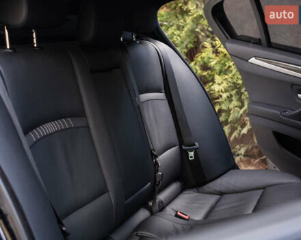 Чорний БМВ 5 Серія, об'ємом двигуна 3 л та пробігом 218 тис. км за 23500 $, фото 12 на Automoto.ua