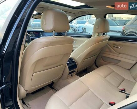 Чорний БМВ 5 Серія, об'ємом двигуна 3 л та пробігом 208 тис. км за 15600 $, фото 22 на Automoto.ua