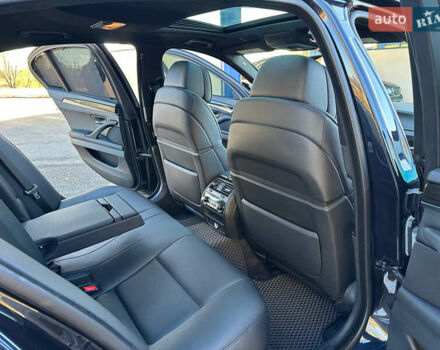 БМВ 5 Серия 2013 в Днепре (Днепропетровске) на Automoto.ua Черный БМВ 5 Серия, объемом двигателя 4.4 л и пробегом 115 тыс. км за 17999 $, фото 36 на Automoto.ua