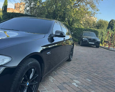 Черный БМВ 5 Серия, объемом двигателя 3 л и пробегом 296 тыс. км за 12300 $, фото 4 на Automoto.ua