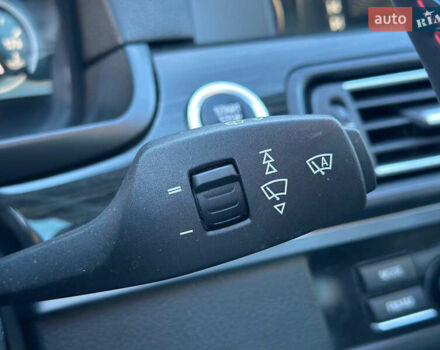 БМВ 5 Серия 2013 в Днепре (Днепропетровске) на Automoto.ua Черный БМВ 5 Серия, объемом двигателя 4.4 л и пробегом 115 тыс. км за 17999 $, фото 27 на Automoto.ua