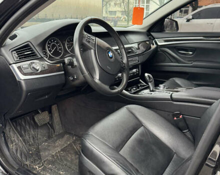 Чорний БМВ 5 Серія, об'ємом двигуна 2.98 л та пробігом 251 тис. км за 15000 $, фото 5 на Automoto.ua
