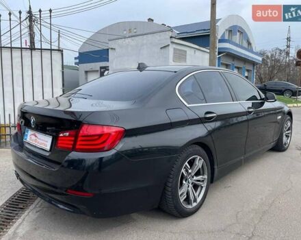 Чорний БМВ 5 Серія, об'ємом двигуна 2 л та пробігом 240 тис. км за 12799 $, фото 4 на Automoto.ua