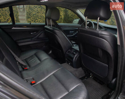 Чорний БМВ 5 Серія, об'ємом двигуна 3 л та пробігом 233 тис. км за 19600 $, фото 38 на Automoto.ua