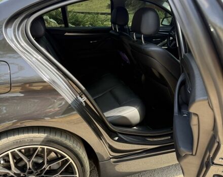 Чорний БМВ 5 Серія, об'ємом двигуна 2.99 л та пробігом 180 тис. км за 16900 $, фото 7 на Automoto.ua