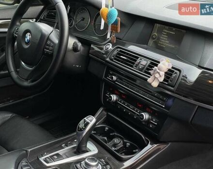 Чорний БМВ 5 Серія, об'ємом двигуна 2 л та пробігом 240 тис. км за 12799 $, фото 18 на Automoto.ua