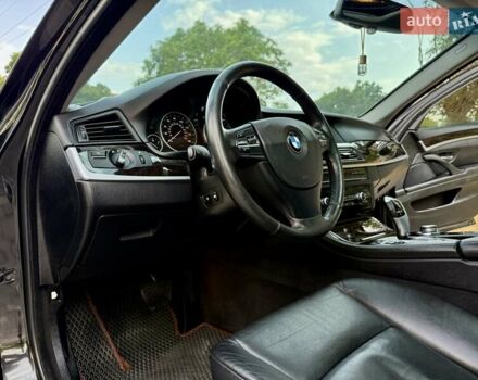 Чорний БМВ 5 Серія, об'ємом двигуна 2 л та пробігом 224 тис. км за 12300 $, фото 56 на Automoto.ua