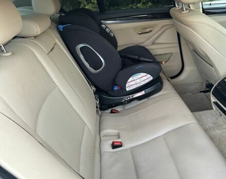 Чорний БМВ 5 Серія, об'ємом двигуна 2 л та пробігом 220 тис. км за 13399 $, фото 10 на Automoto.ua