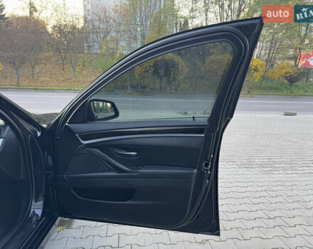 Чорний БМВ 5 Серія, об'ємом двигуна 2 л та пробігом 188 тис. км за 15499 $, фото 49 на Automoto.ua