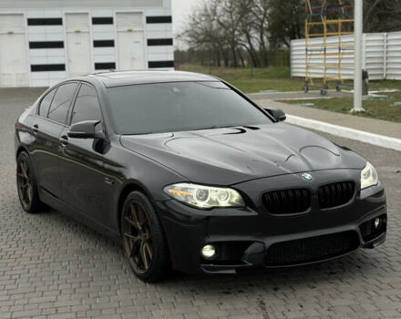 Черный БМВ 5 Серия, объемом двигателя 3 л и пробегом 174 тыс. км за 19000 $, фото 1 на Automoto.ua