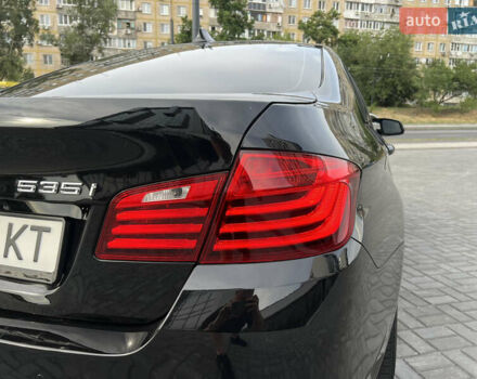 Черный БМВ 5 Серия, объемом двигателя 3 л и пробегом 165 тыс. км за 15500 $, фото 4 на Automoto.ua