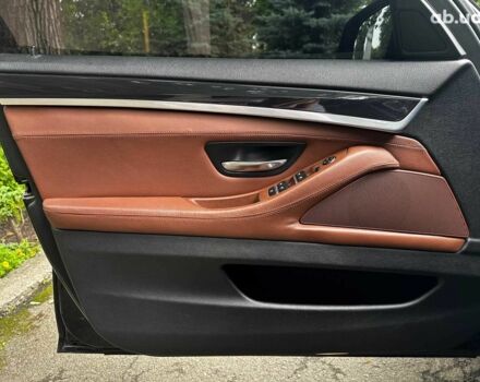 Чорний БМВ 5 Серія, об'ємом двигуна 2 л та пробігом 331 тис. км за 19490 $, фото 9 на Automoto.ua