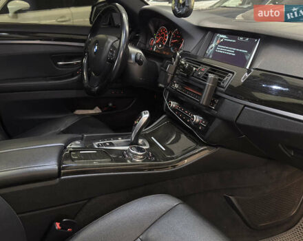 Чорний БМВ 5 Серія, об'ємом двигуна 2.98 л та пробігом 174 тис. км за 18999 $, фото 15 на Automoto.ua