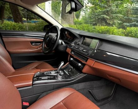 Чорний БМВ 5 Серія, об'ємом двигуна 2 л та пробігом 331 тис. км за 19490 $, фото 25 на Automoto.ua