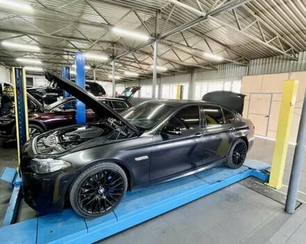 Чорний БМВ 5 Серія, об'ємом двигуна 3 л та пробігом 107 тис. км за 25500 $, фото 23 на Automoto.ua