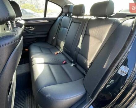 БМВ 5 Серия 2014 в Киеве на Automoto.ua Черный БМВ 5 Серия, объемом двигателя 2.98 л и пробегом 107 тыс. км за 18490 $, фото 9 на Automoto.ua