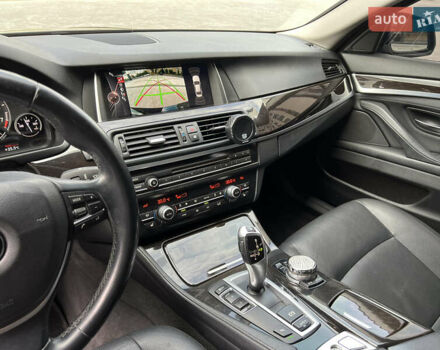 Черный БМВ 5 Серия, объемом двигателя 3 л и пробегом 165 тыс. км за 15500 $, фото 12 на Automoto.ua