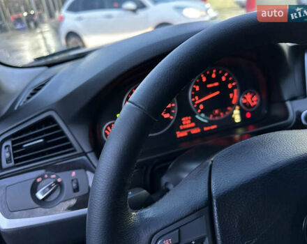 Черный БМВ 5 Серия, объемом двигателя 2 л и пробегом 216 тыс. км за 11899 $, фото 25 на Automoto.ua