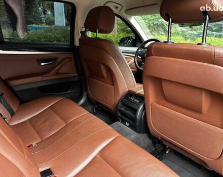 Чорний БМВ 5 Серія, об'ємом двигуна 2 л та пробігом 331 тис. км за 19490 $, фото 23 на Automoto.ua