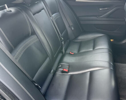 Черный БМВ 5 Серия, объемом двигателя 3 л и пробегом 153 тыс. км за 17500 $, фото 12 на Automoto.ua