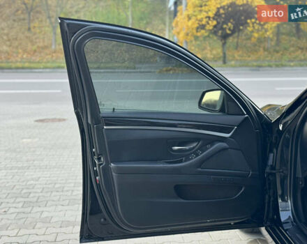 Чорний БМВ 5 Серія, об'ємом двигуна 2 л та пробігом 188 тис. км за 15499 $, фото 28 на Automoto.ua