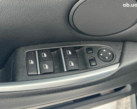 Чорний БМВ 5 Серія, об'ємом двигуна 3 л та пробігом 227 тис. км за 19290 $, фото 15 на Automoto.ua