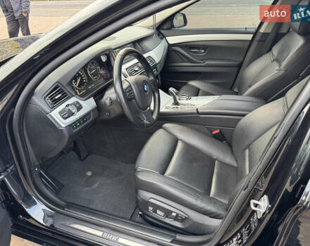 Чорний БМВ 5 Серія, об'ємом двигуна 2.99 л та пробігом 251 тис. км за 19900 $, фото 6 на Automoto.ua
