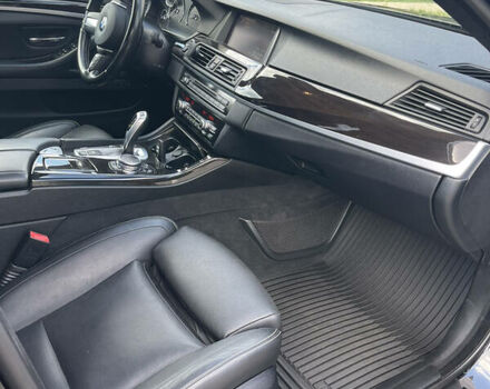 Черный БМВ 5 Серия, объемом двигателя 3 л и пробегом 153 тыс. км за 17500 $, фото 8 на Automoto.ua