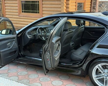 Чорний БМВ 5 Серія, об'ємом двигуна 2 л та пробігом 200 тис. км за 15999 $, фото 10 на Automoto.ua