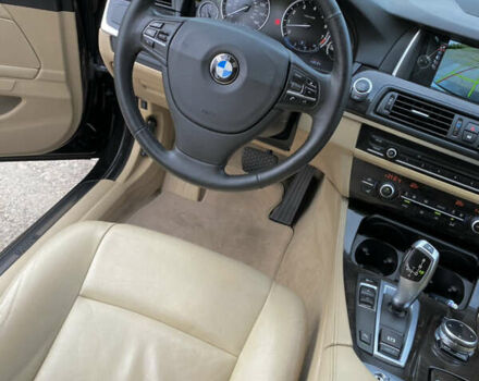 Чорний БМВ 5 Серія, об'ємом двигуна 2 л та пробігом 255 тис. км за 13300 $, фото 13 на Automoto.ua