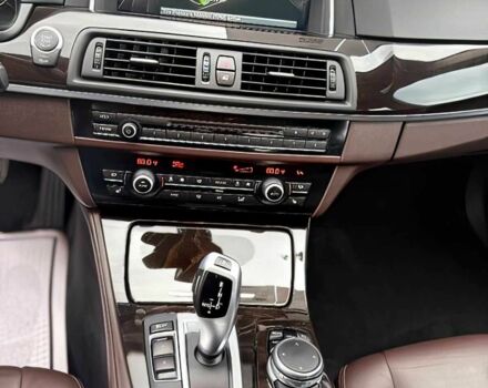 Чорний БМВ 5 Серія, об'ємом двигуна 3 л та пробігом 75 тис. км за 8820 $, фото 7 на Automoto.ua