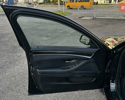 Чорний БМВ 5 Серія, об'ємом двигуна 2 л та пробігом 215 тис. км за 13500 $, фото 6 на Automoto.ua