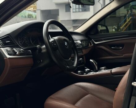 Чорний БМВ 5 Серія, об'ємом двигуна 2 л та пробігом 165 тис. км за 15700 $, фото 5 на Automoto.ua