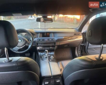 БМВ 5 Серия 2015 в Одессе на Automoto.ua Черный БМВ 5 Серия, объемом двигателя 2 л и пробегом 238 тыс. км за 20000 $, фото 10 на Automoto.ua