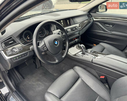 Чорний БМВ 5 Серія, об'ємом двигуна 3 л та пробігом 230 тис. км за 26700 $, фото 36 на Automoto.ua