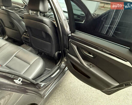 Чорний БМВ 5 Серія, об'ємом двигуна 2 л та пробігом 177 тис. км за 17750 $, фото 70 на Automoto.ua