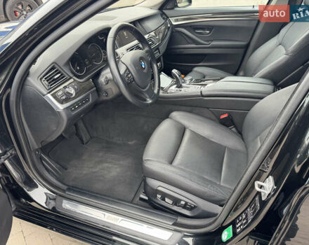 Чорний БМВ 5 Серія, об'ємом двигуна 3 л та пробігом 230 тис. км за 26700 $, фото 37 на Automoto.ua