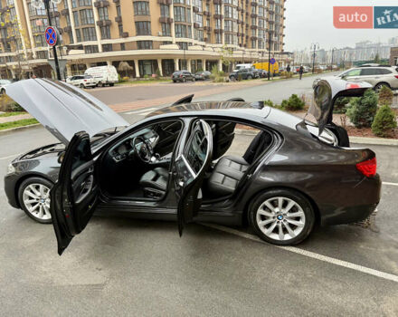 Чорний БМВ 5 Серія, об'ємом двигуна 2 л та пробігом 177 тис. км за 17750 $, фото 39 на Automoto.ua