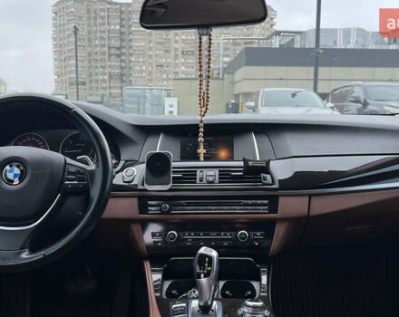 Черный БМВ 5 Серия, объемом двигателя 2 л и пробегом 213 тыс. км за 21500 $, фото 24 на Automoto.ua