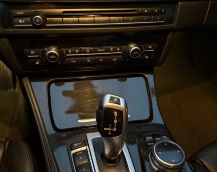 Черный БМВ 5 Серия, объемом двигателя 3 л и пробегом 290 тыс. км за 10500 $, фото 5 на Automoto.ua