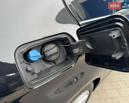 Чорний БМВ 5 Серія, об'ємом двигуна 3 л та пробігом 230 тис. км за 26700 $, фото 58 на Automoto.ua