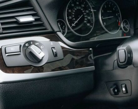 Чорний БМВ 5 Серія, об'ємом двигуна 2 л та пробігом 104 тис. км за 10900 $, фото 2 на Automoto.ua