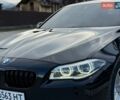 Черный БМВ 5 Серия, объемом двигателя 2.99 л и пробегом 300 тыс. км за 21000 $, фото 1 на Automoto.ua