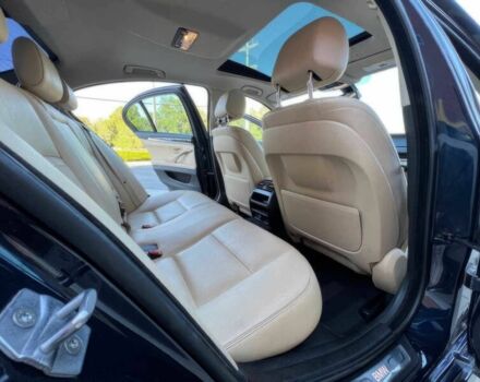 Чорний БМВ 5 Серія, об'ємом двигуна 3 л та пробігом 71 тис. км за 12300 $, фото 11 на Automoto.ua