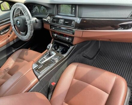 Черный БМВ 5 Серия, объемом двигателя 3 л и пробегом 100 тыс. км за 11000 $, фото 9 на Automoto.ua