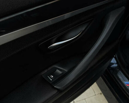 Черный БМВ 5 Серия, объемом двигателя 2 л и пробегом 209 тыс. км за 20000 $, фото 8 на Automoto.ua