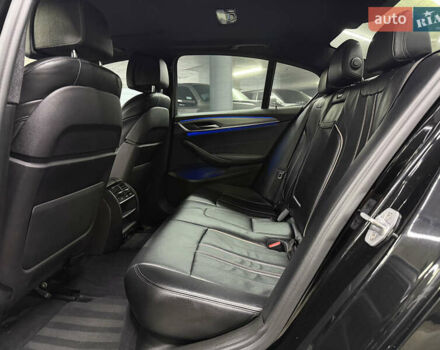 Чорний БМВ 5 Серія, об'ємом двигуна 3 л та пробігом 160 тис. км за 29900 $, фото 23 на Automoto.ua