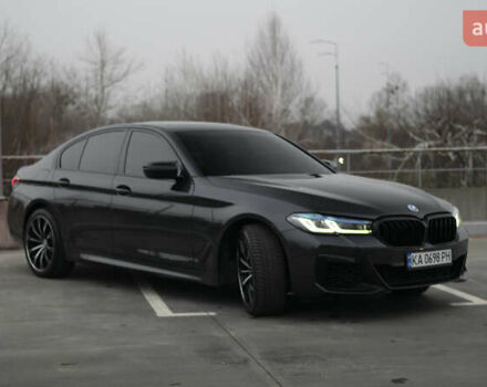 Чорний БМВ 5 Серія, об'ємом двигуна 2 л та пробігом 162 тис. км за 29999 $, фото 4 на Automoto.ua